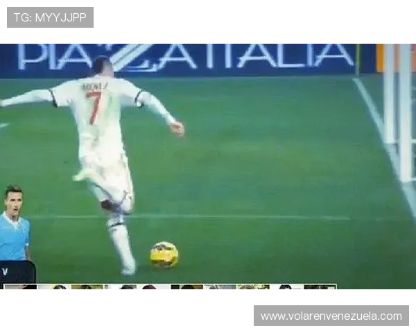 米特罗维奇独特射门方式引发热议，展现出令人关注的场上创意与天赋